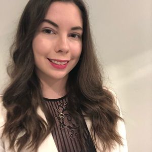 Meet your Posher, Julia